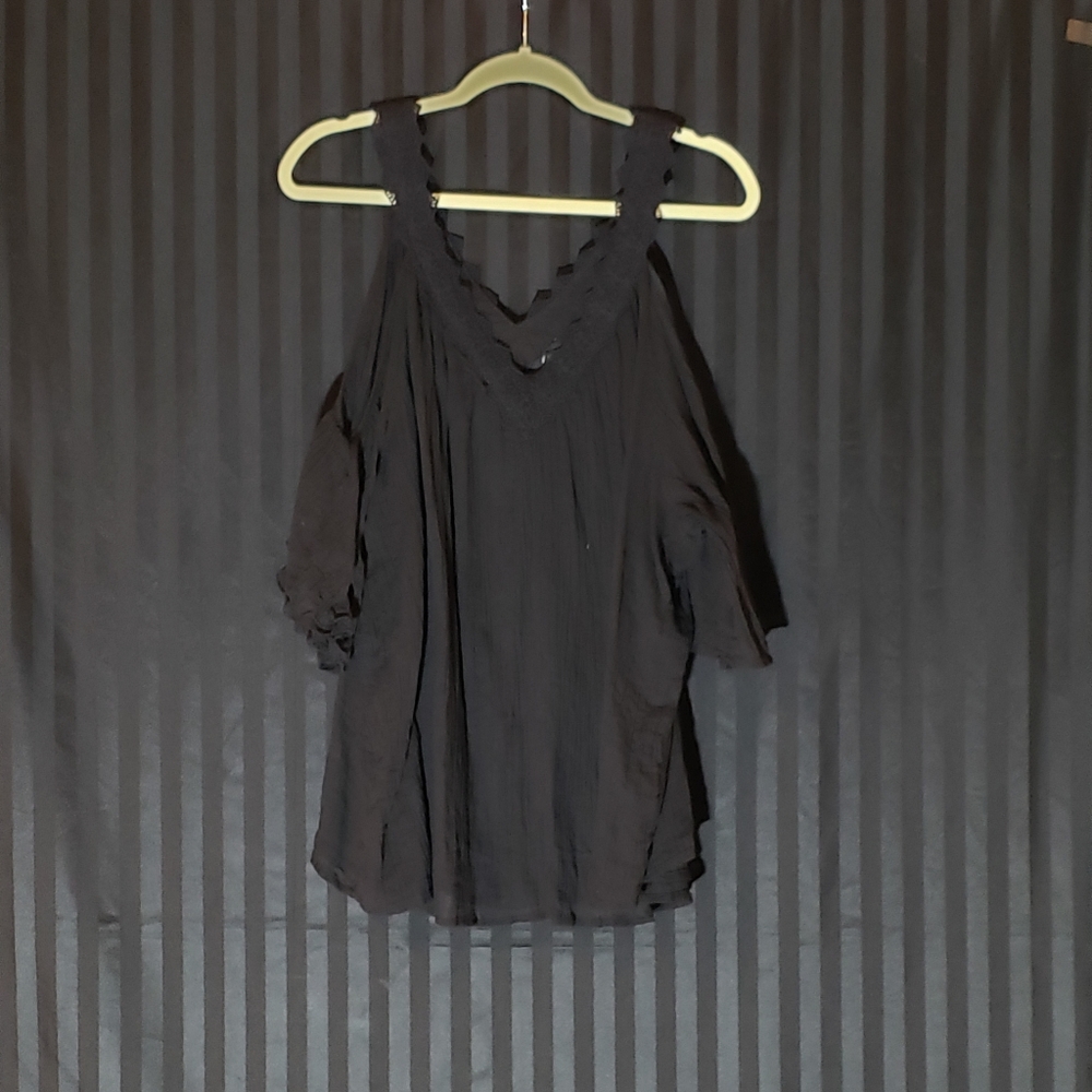 Black cold shoulder top